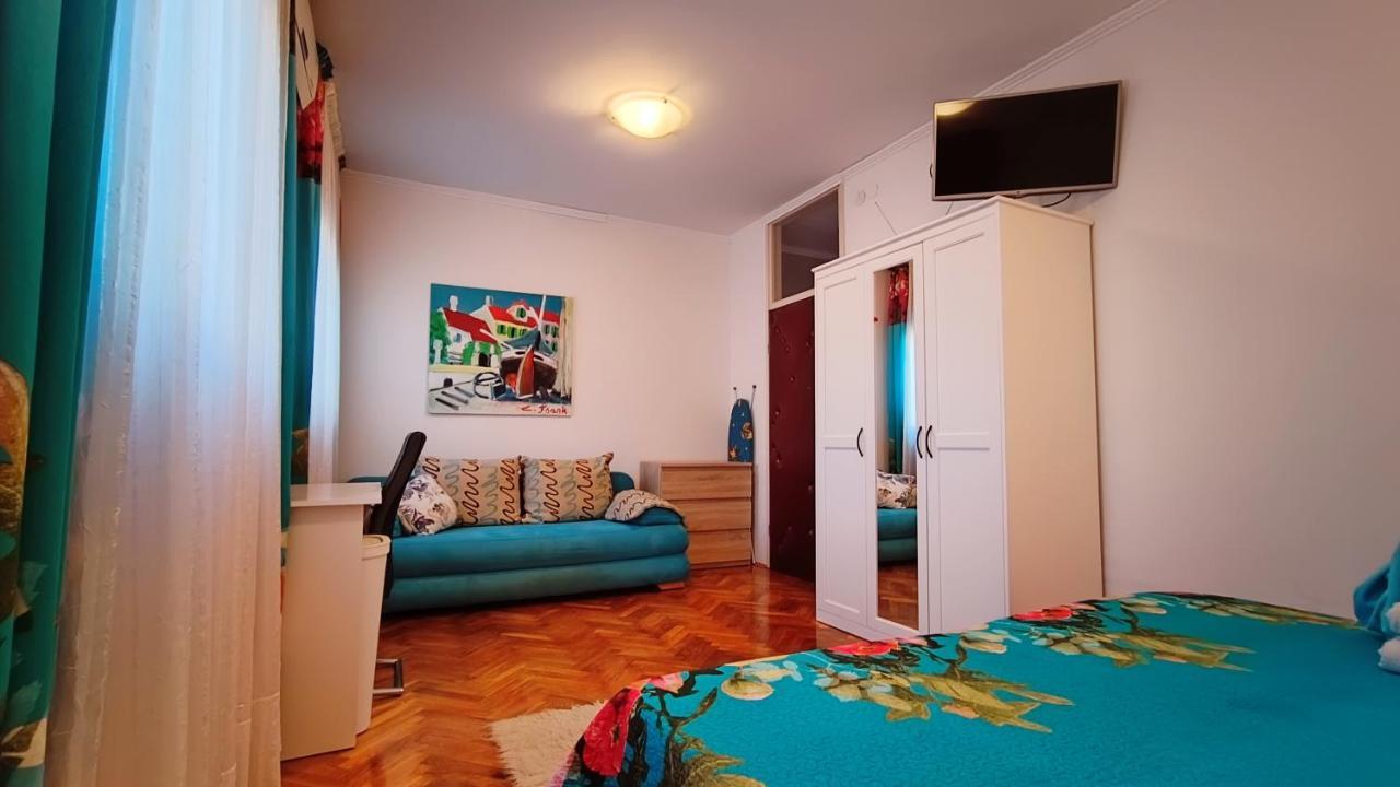 Apartman Ladybird Pola Esterno foto