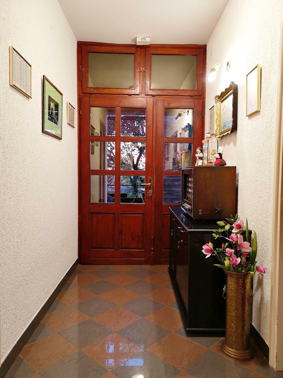Apartman Ladybird Pola Esterno foto